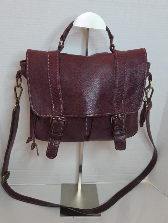 Roots Handbags - Roots Grad School Tribe Leather Messenger Bag In Deep Purple